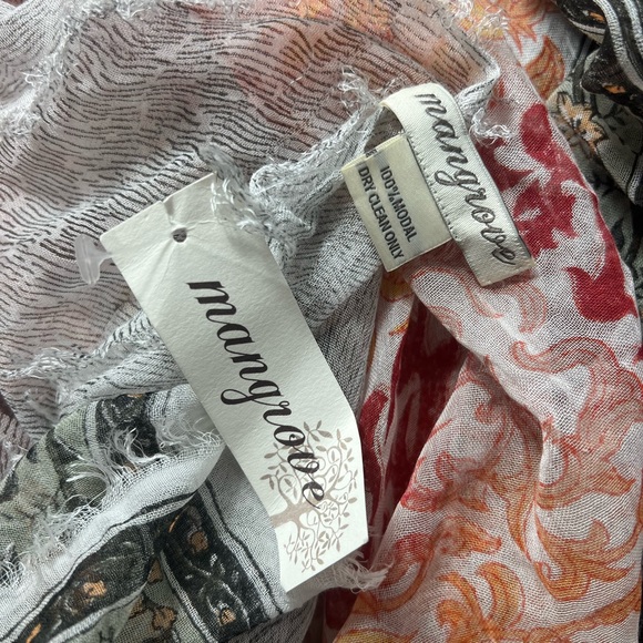 scarf - Picture 7 of 9